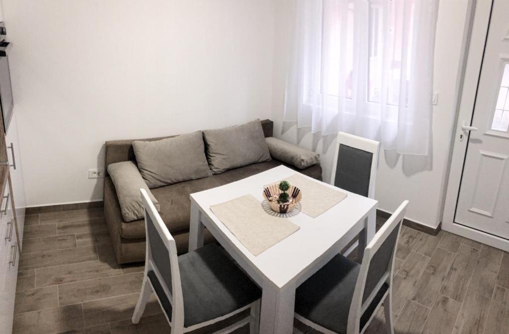 Apartmani Cupara Tivat Zewnętrze zdjęcie