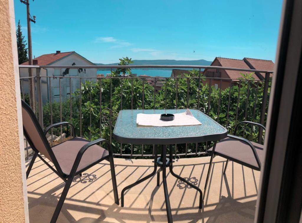 Apartmani Cupara Tivat Zewnętrze zdjęcie